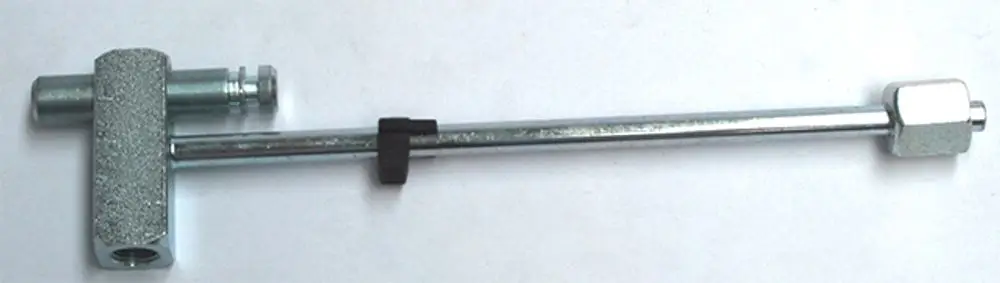 Düsenstockrohr aus Metall, mit einer T-förmigen Struktur und einer langen Stange, geeignet für Daikin Produkte.